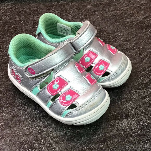 stride rite baby girl walking shoes